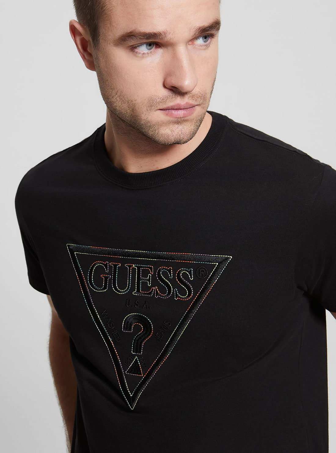 GUESS Men's Eco Black Moisey Logo Embroidered T-Shirt M3RI15K8FQ4 Close View