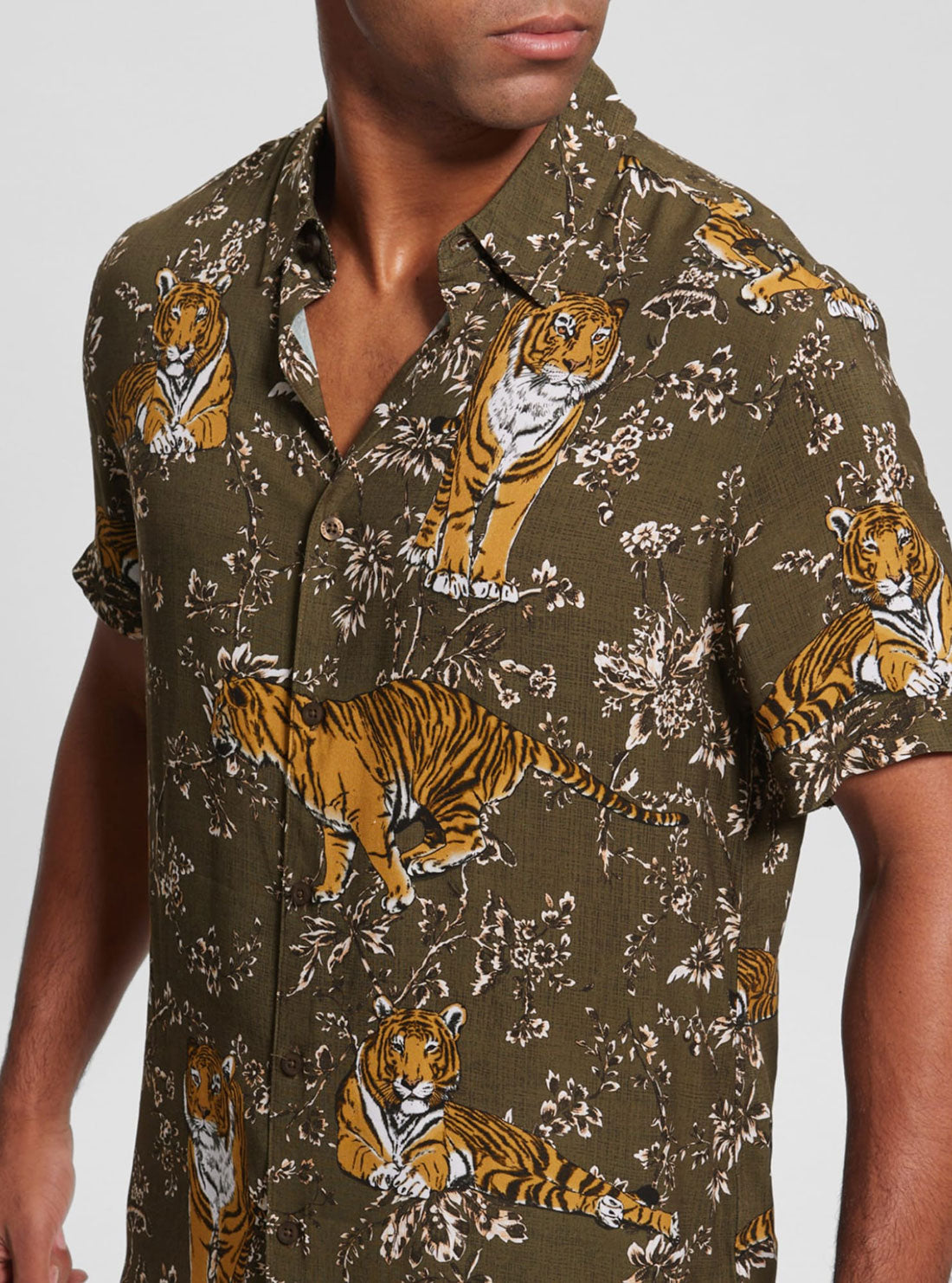 GUESS Men's Eco Tiger Jungle Rayon Shirt M3RH06WD4Z2 Detail View