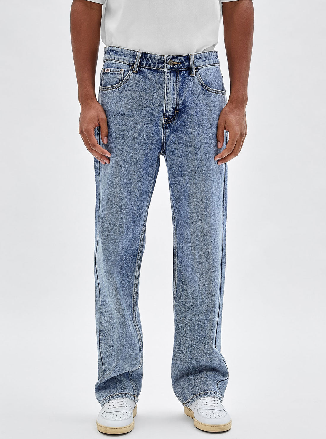 GUESS Men's Guess Originals Low Rise Kit Straight Leg Denim Jeans In Johnny Medium Wash M2BG51D4DP2 Front View