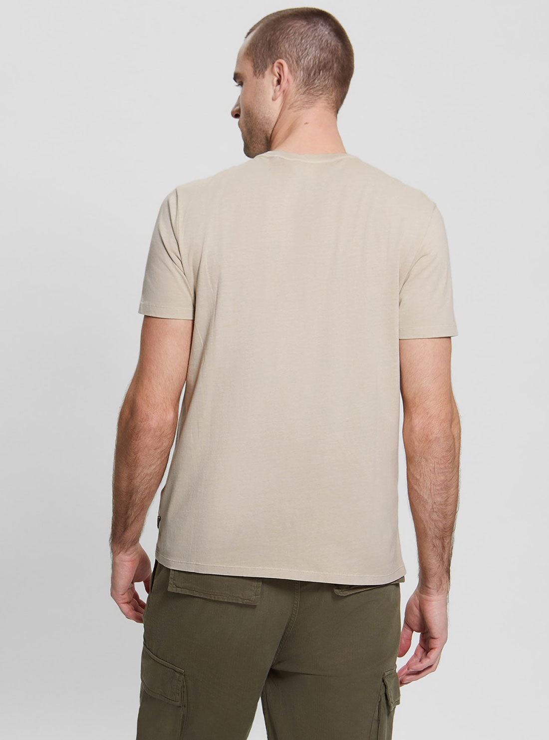 GUESS Men's Pearl Multi Lucid Dreams T-Shirt M3RI50KBDK0 Back View