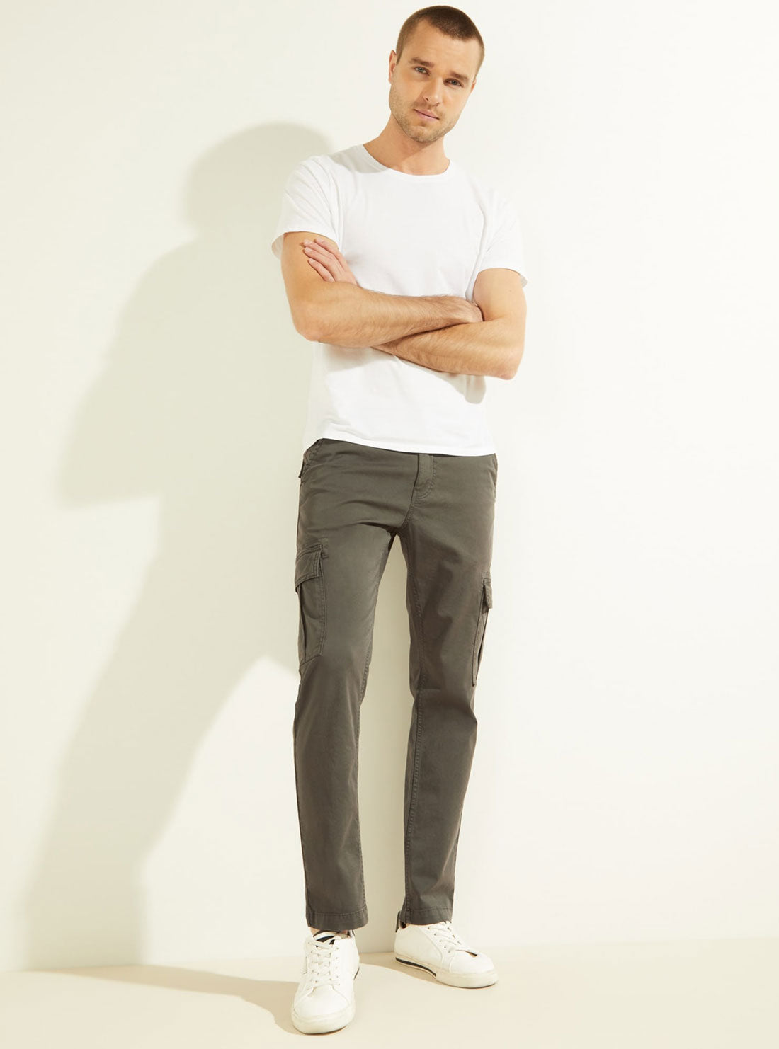 Green Mid-Rise Straight-Leg Lonta Cargo Pants | GUESS Men's Apparel | full view