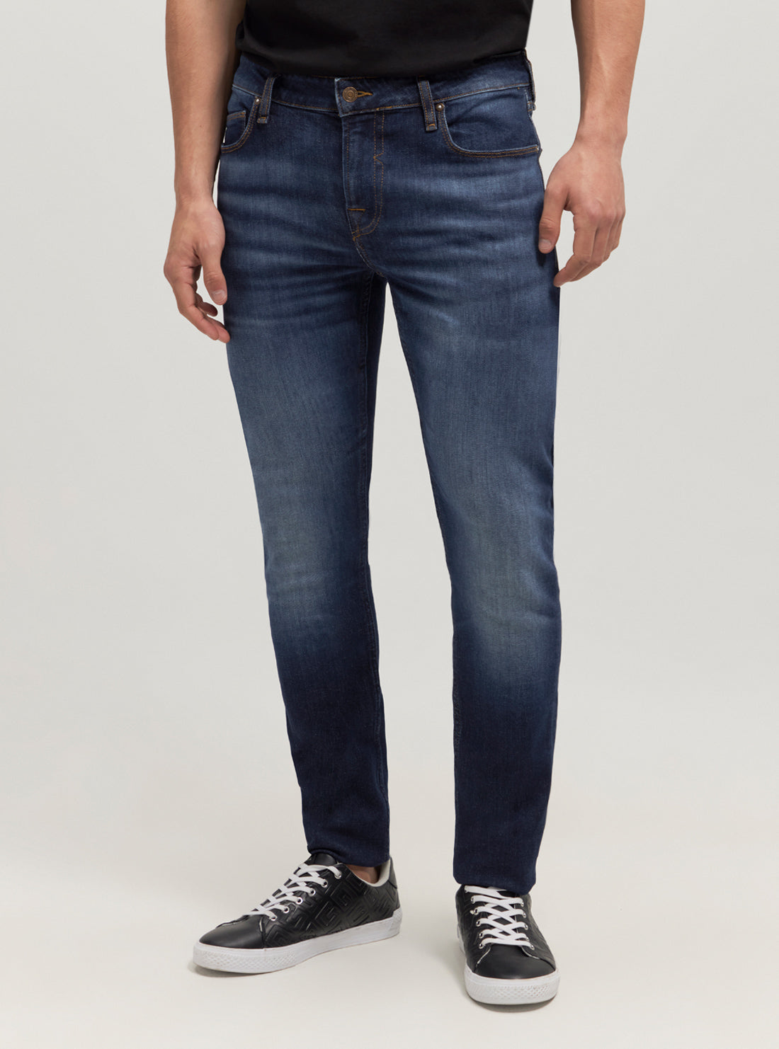 Eco Low-Rise Slim Chris Denim Jeans In Carry Dark Wash