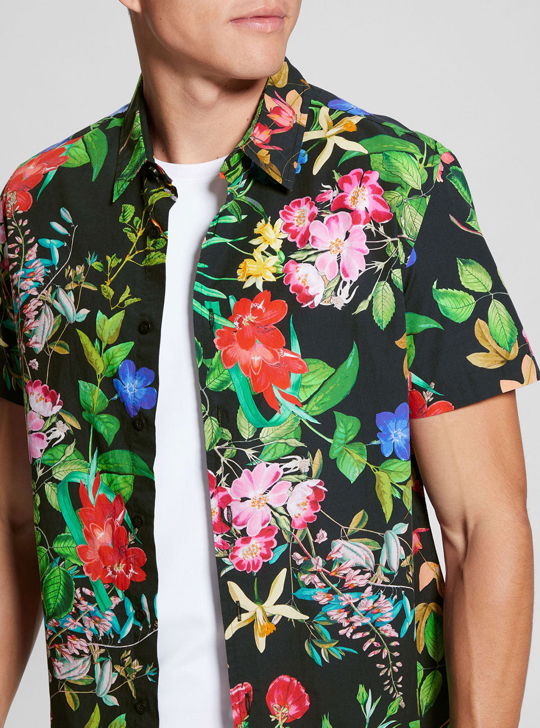 Black Floral Print Laguna Shirt | GUESS Men's | Detail view