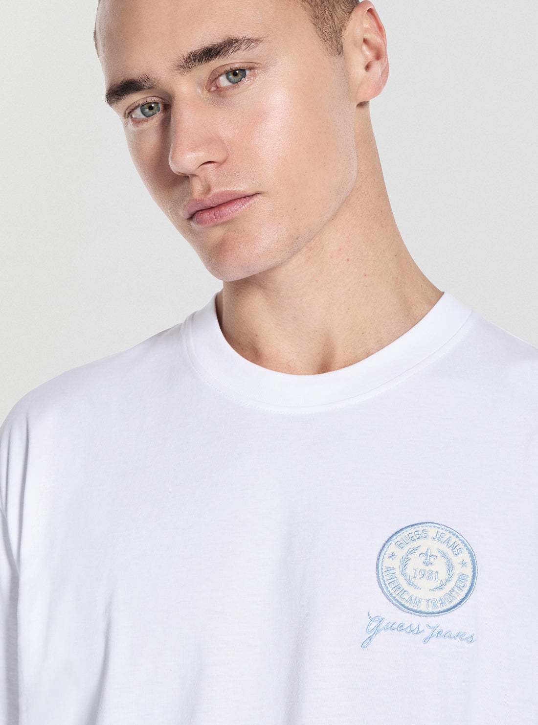 Guess Jeans White Oversized Embroidery Patch T-Shirt M5GI56K8FQ4 Detail View