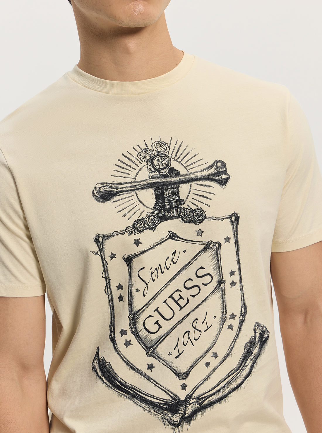 GUESS Mens Beige Basic Deep Sea Logo T-Shirt Detail View