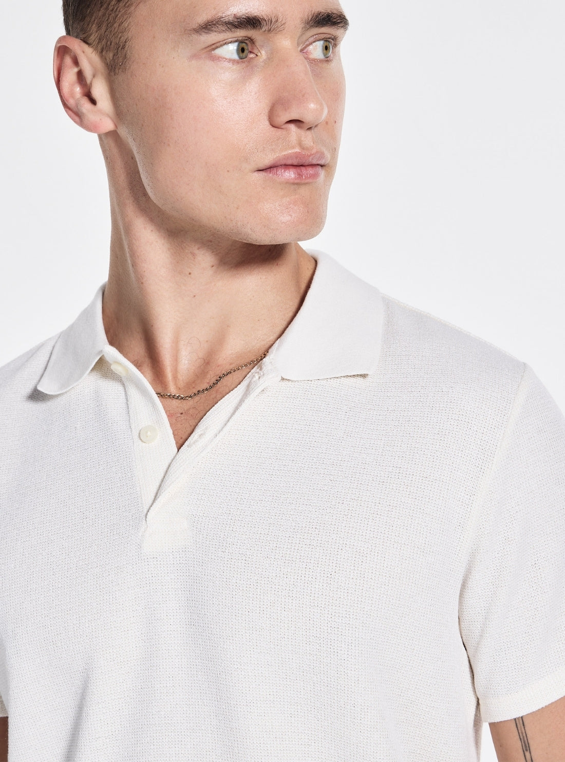 GUESS Mens White Madden Soft Knitted Polo Shirt M5GP27KCRF0 Detail View