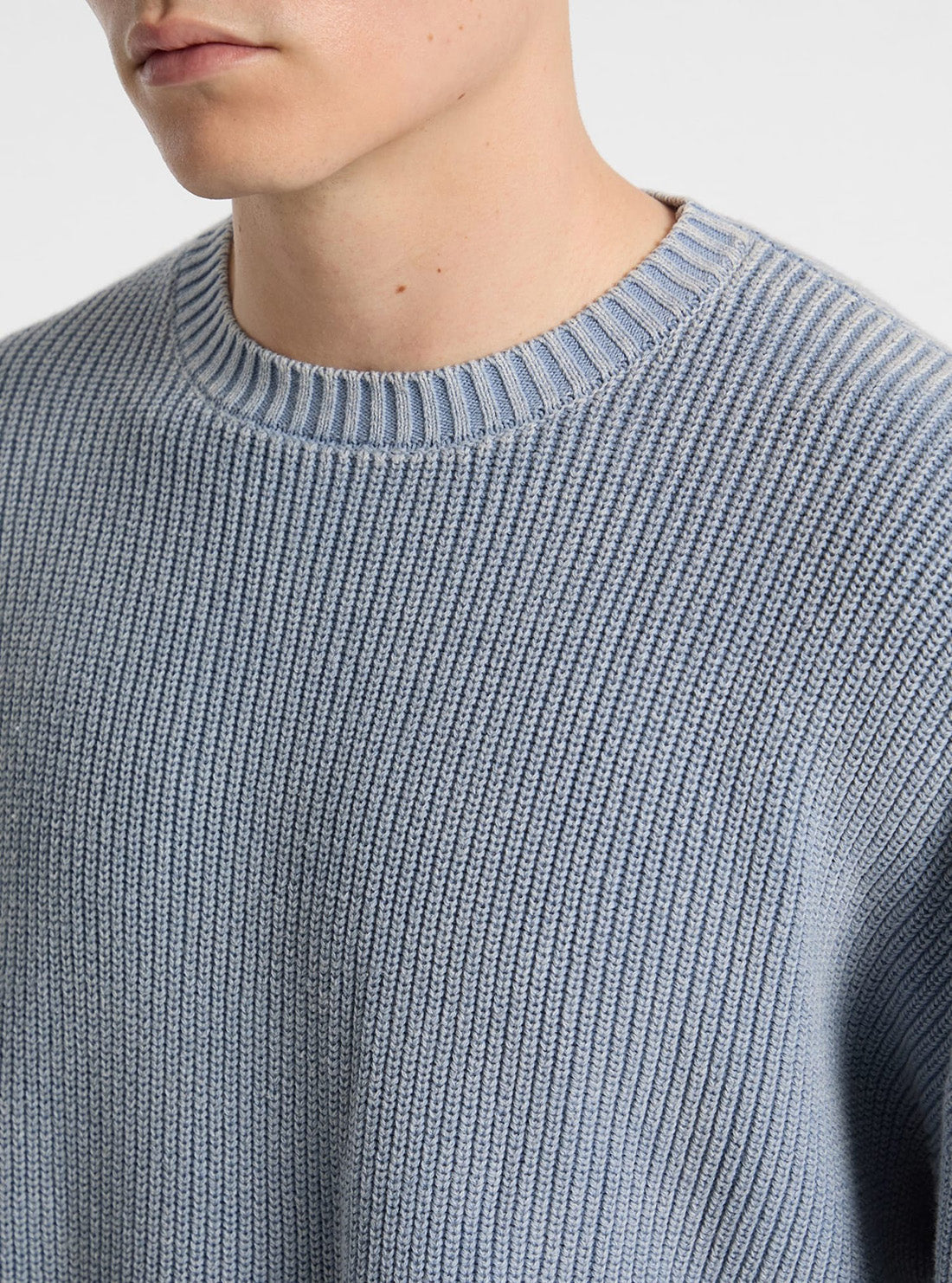 Guess Originals Blue Crewneck Sweater M5GR23Z3NH1 Detail View