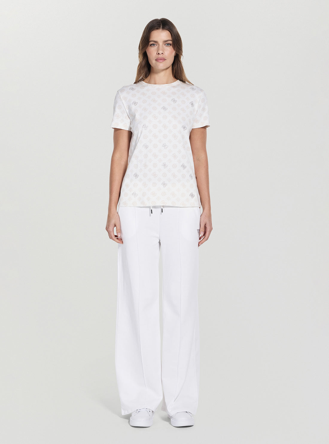 GUESS Womens White Logo Gloria Peony Active T-Shirt V5YI04I3Z14 Full View