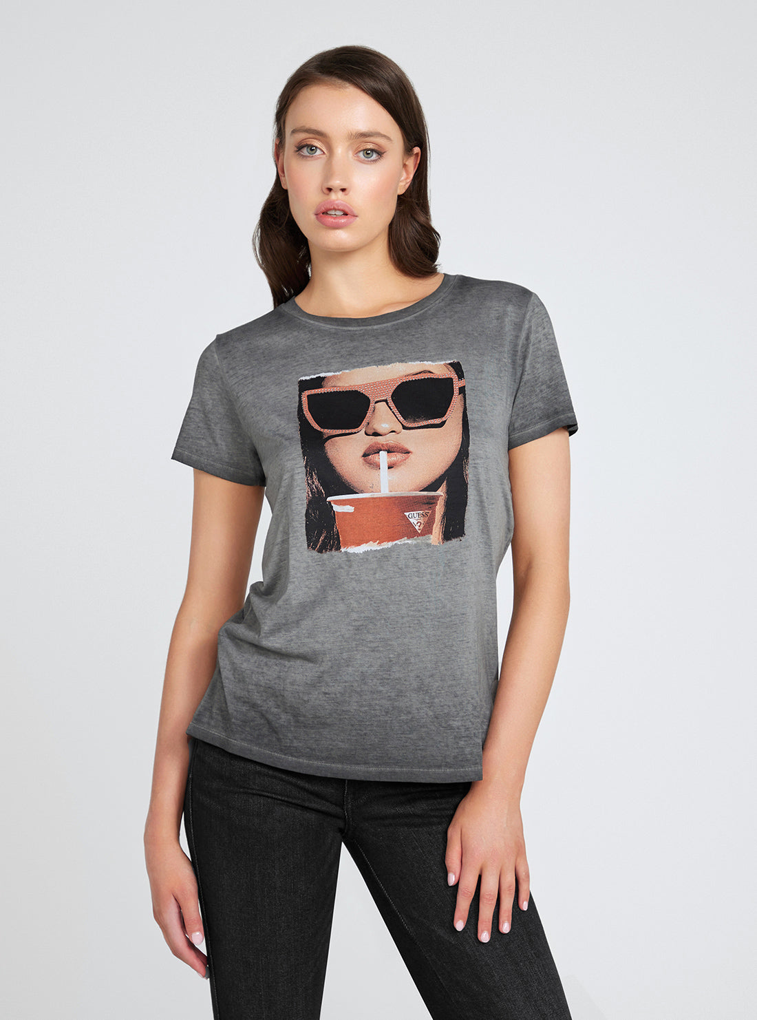 Grey Summer Girl Graphic T-Shirt | GUESS Women's Apparel | front view