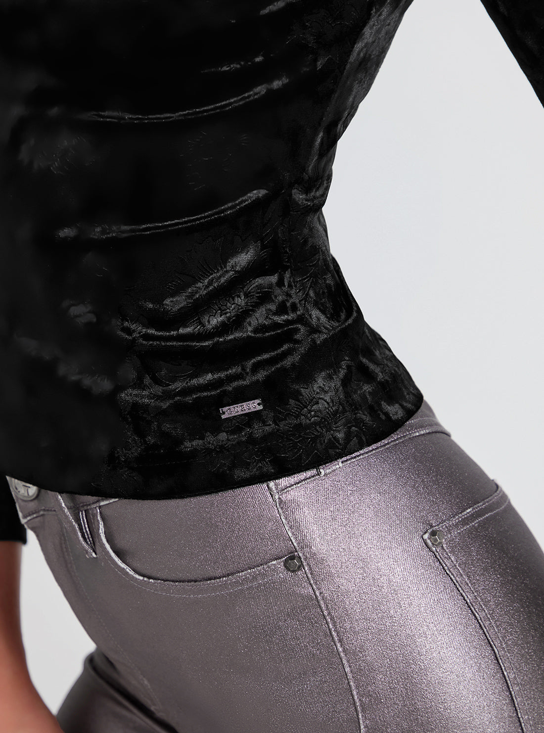 Black Aida Velvet Top | GUESS Women's Apparel | detail view alt