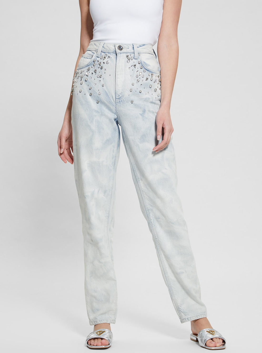 GUESS High-Rise Mum Jeans in Light Wash front view