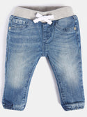 GUESS Kids Baby Boy Light Blue Wash Denim Pants (3-24m) I93A00D3QL0 Front View