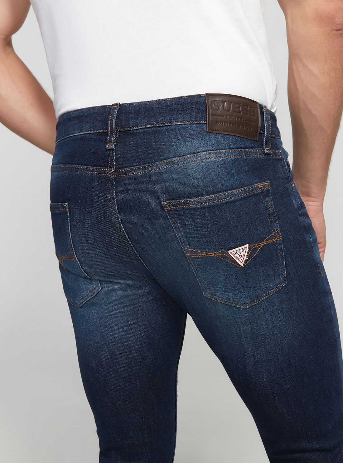 GUESS Men's Eco Low-Rise Slim Chris Denim Jeans In Carry Dark Wash M2YA27D4Q41 Detail View