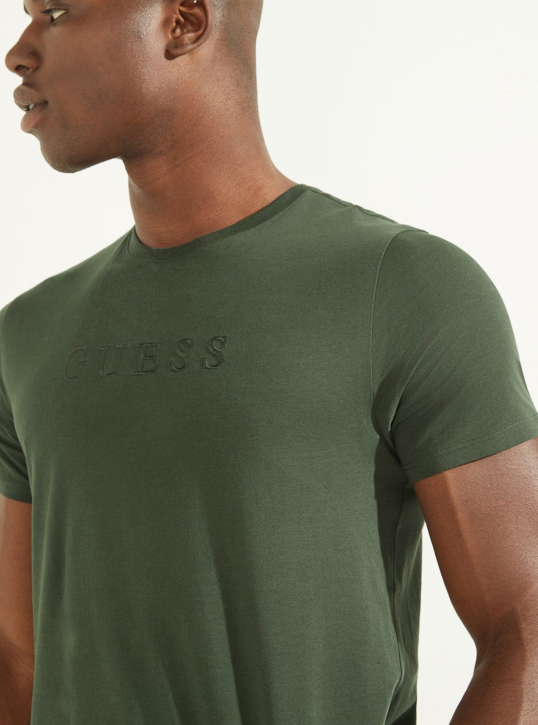 GUESS Men's Jungle Green Pima Logo T-Shirt M2BP47K7HD0 Detail View