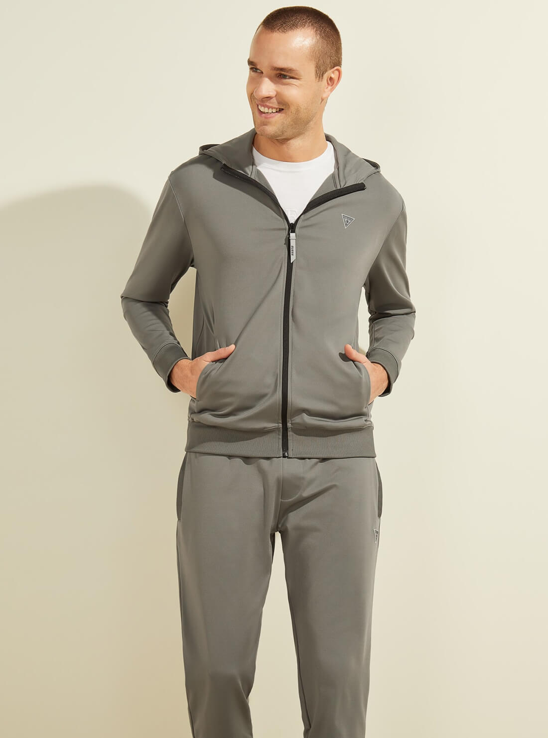  GUESS Mens  Grey Teddy Active Zip Hoodie Z2RQ07KAYR0 Front View