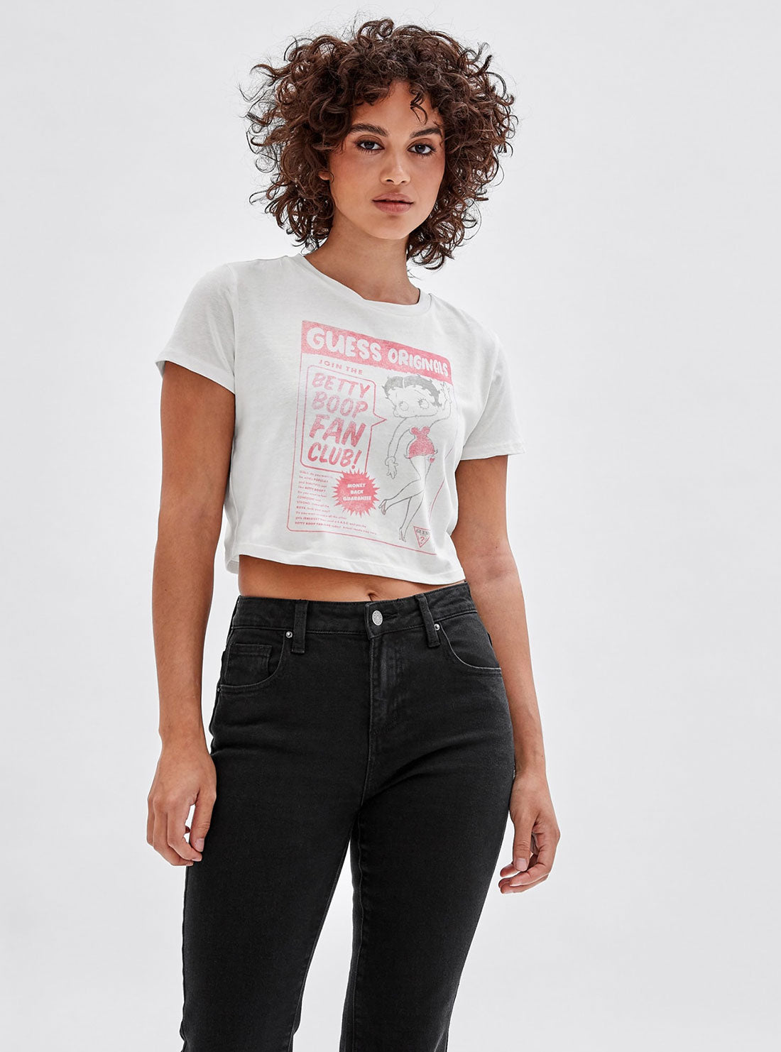 GUESS Women's Guess Originals x Betty Boop White Cropped Baby T-Shirt W2BP08K9RM3 Front View
